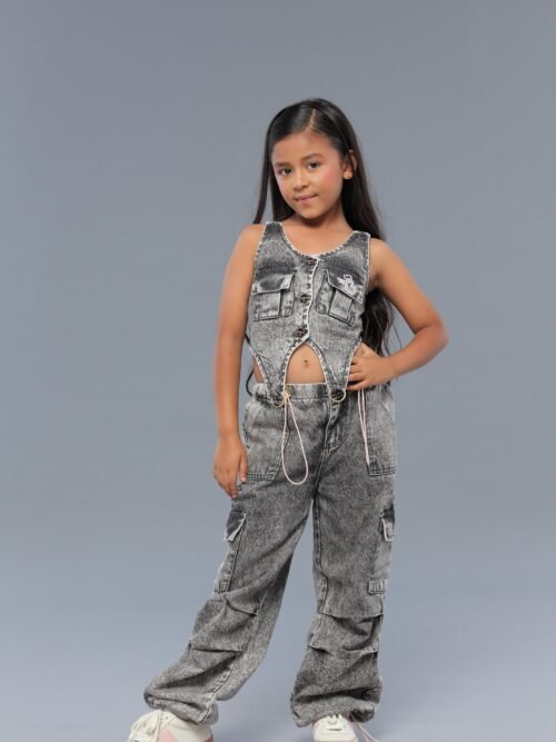 Conjunto niña gris jean
0340 BCIF